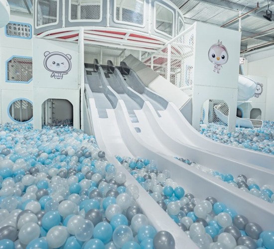 landing playcentre kids playcentre melbourne 13 by amazingstudio website design sydney